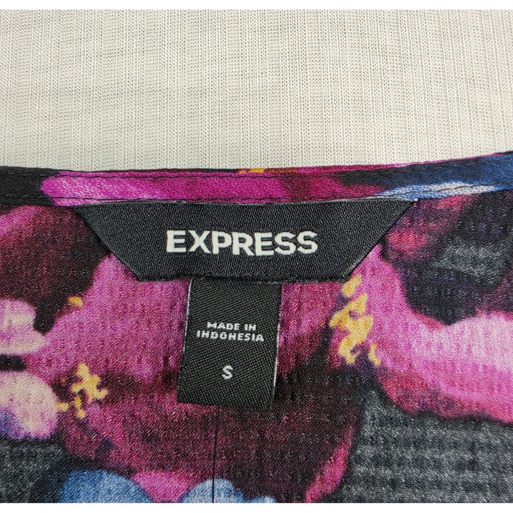Express Womens Floral Peplum Top S V-Neck Long Sleeve Smocked Boho Romantic NWT - Picture 5 of 11